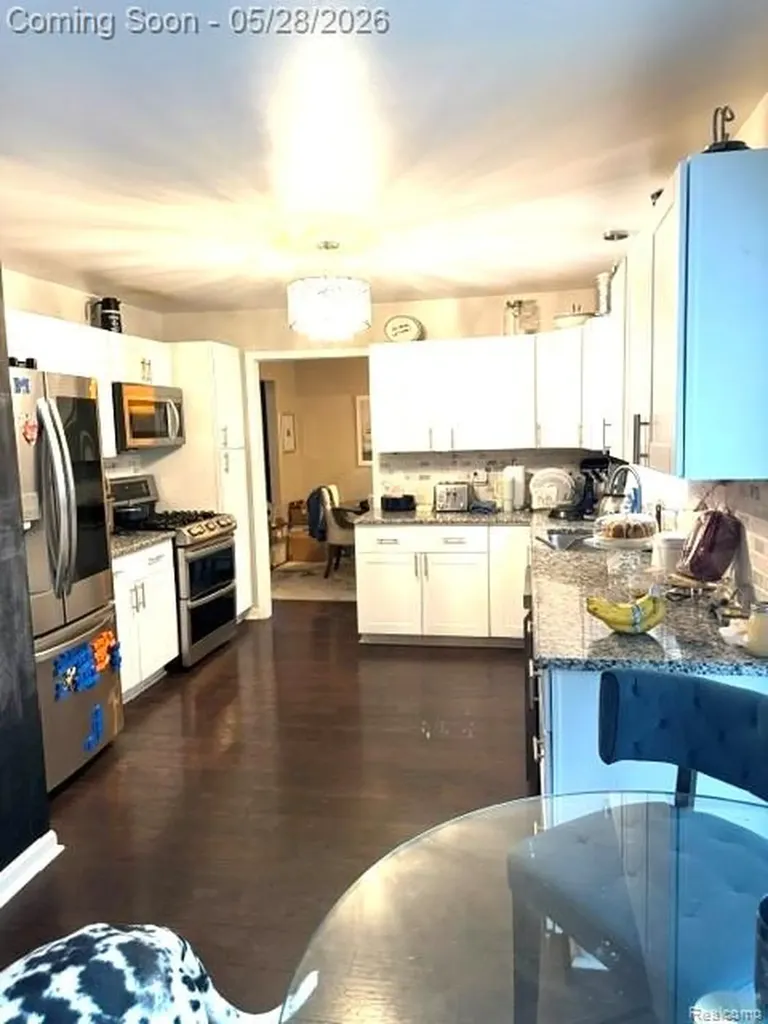 42263 Palmer Road Canton Charter Township MI 48188