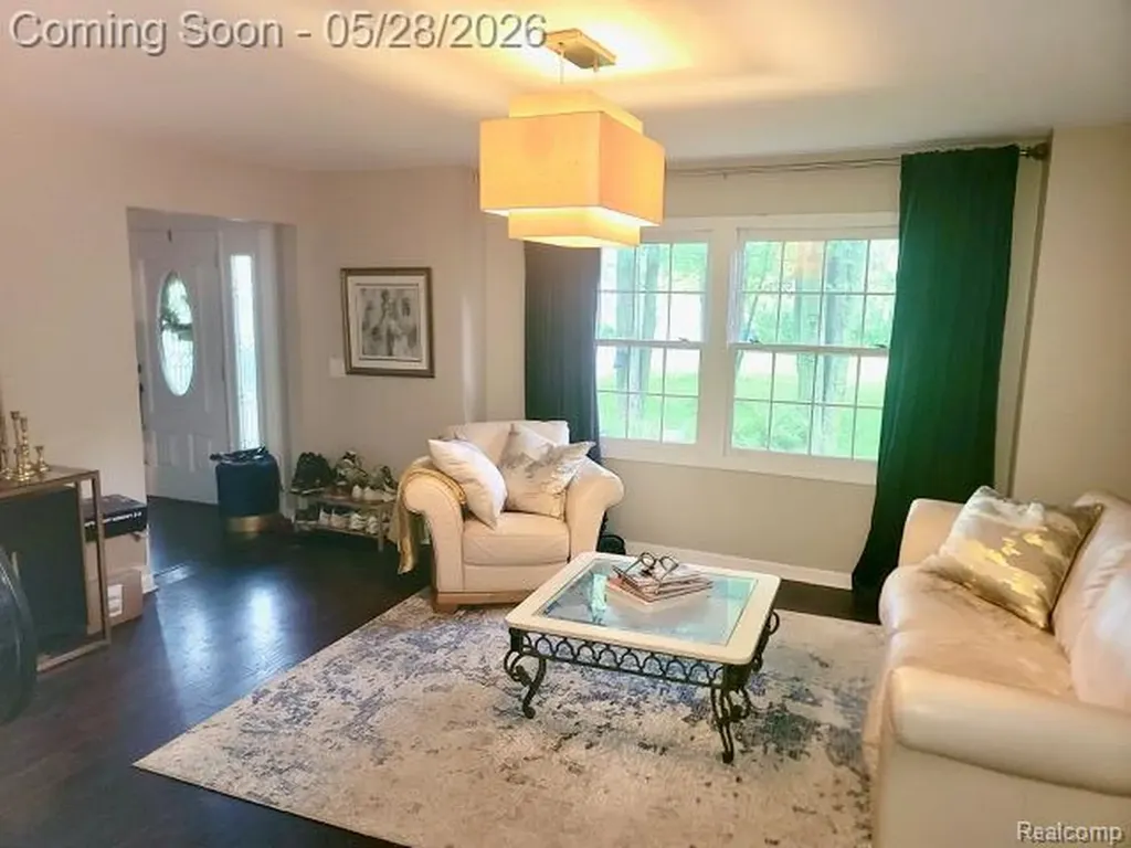 42263 Palmer Road Canton Charter Township MI 48188