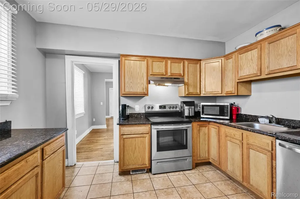 11423 Saint Aubin Street Hamtramck City MI 48212