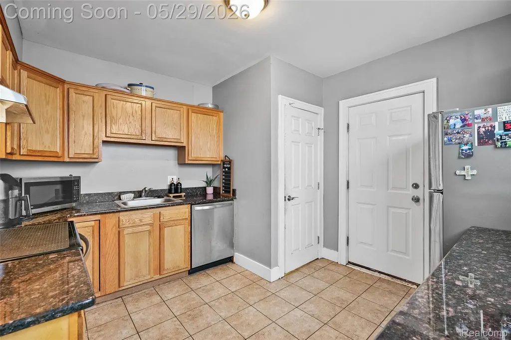 11423 Saint Aubin Street Hamtramck City MI 48212