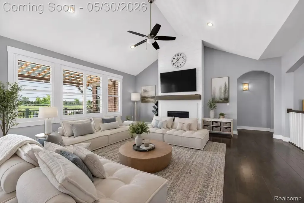 51265 Chamberlin Court Novi City MI 48167
