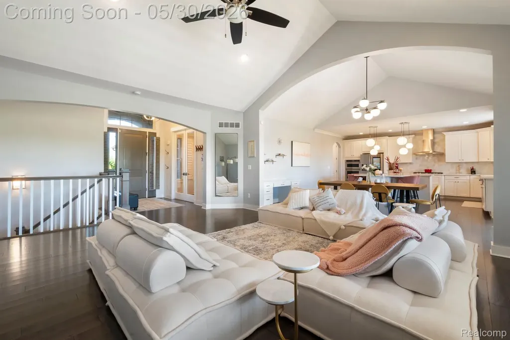 51265 Chamberlin Court Novi City MI 48167