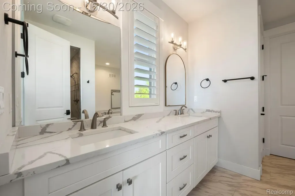 51265 Chamberlin Court Novi City MI 48167