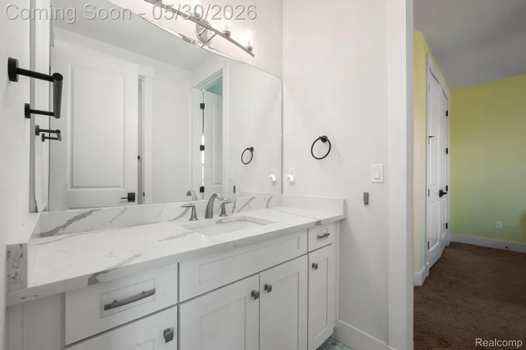 51265 Chamberlin Court Novi City MI 48167