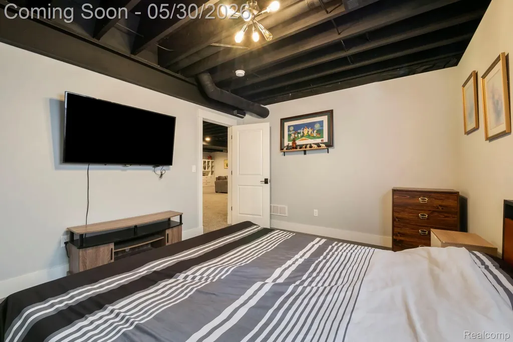 51265 Chamberlin Court Novi City MI 48167