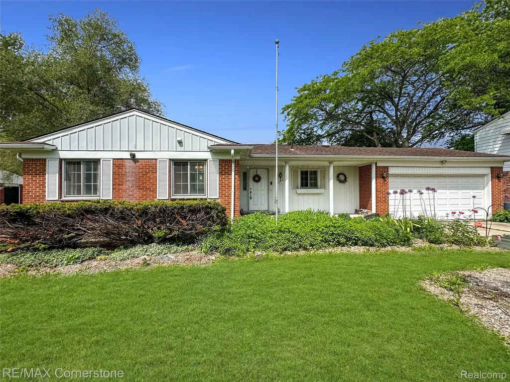 21 Edison Avenue Ypsilanti Charter Township MI 48197