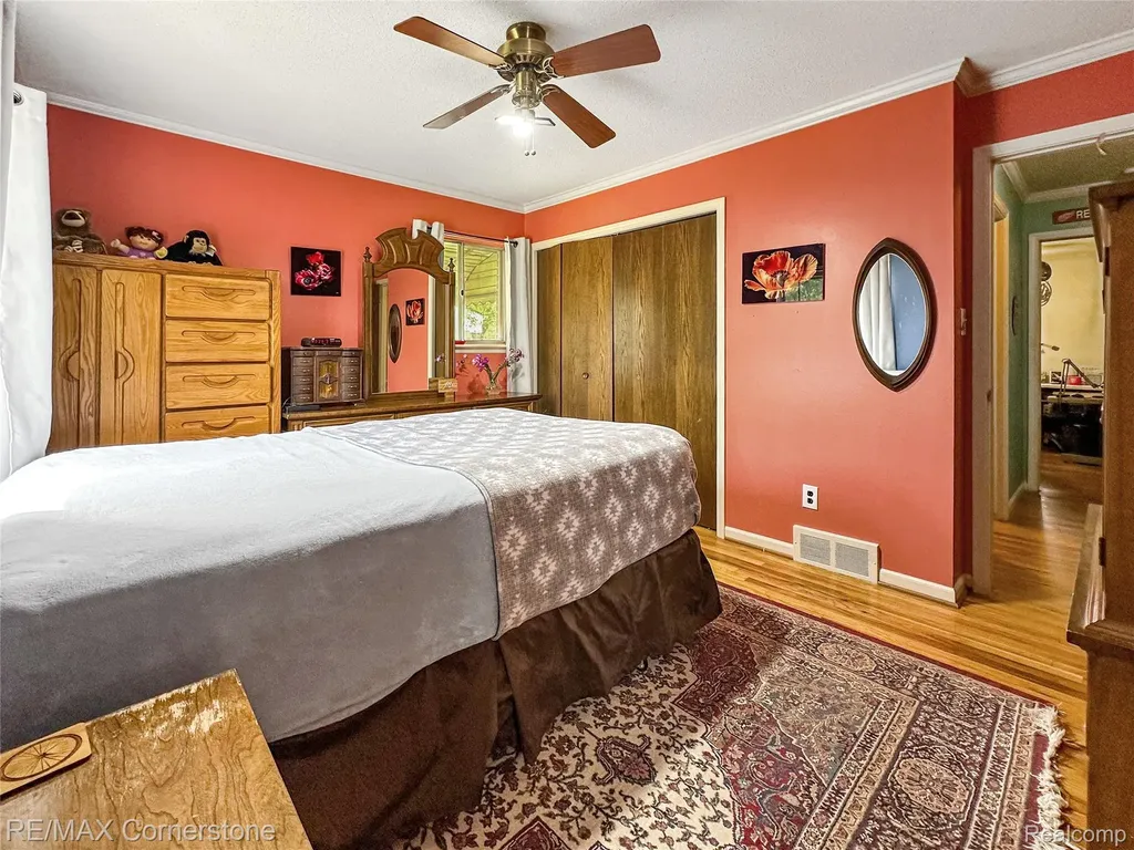 21 Edison Avenue Ypsilanti Charter Township MI 48197