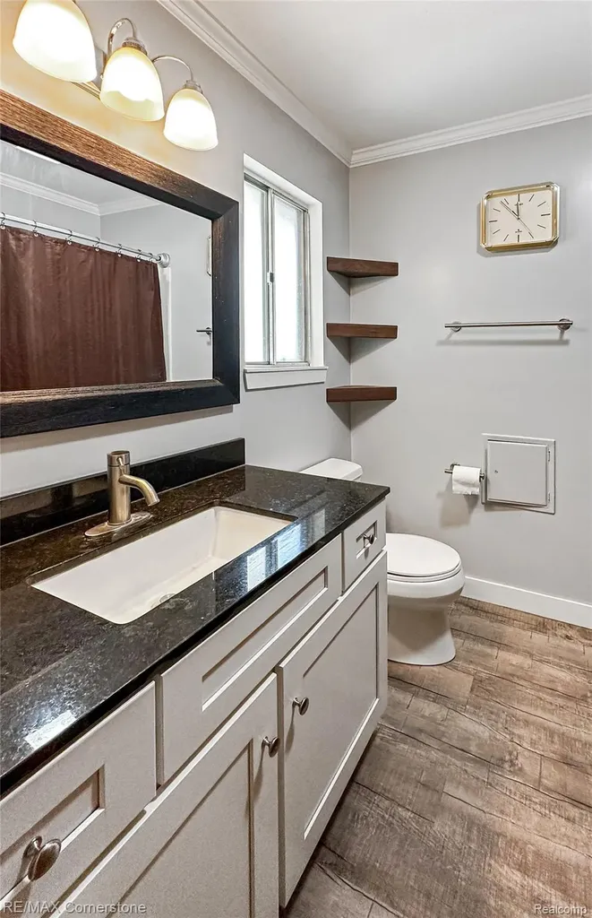 21 Edison Avenue Ypsilanti Charter Township MI 48197