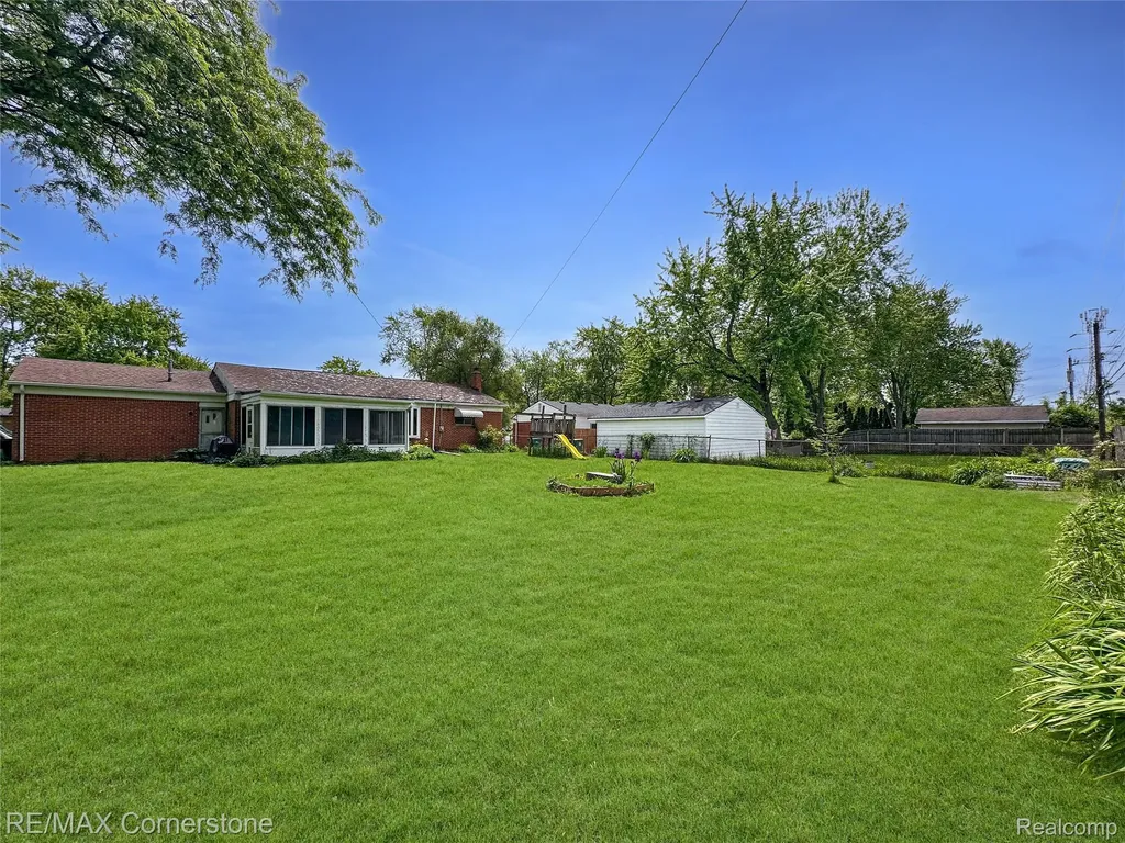 21 Edison Avenue Ypsilanti Charter Township MI 48197