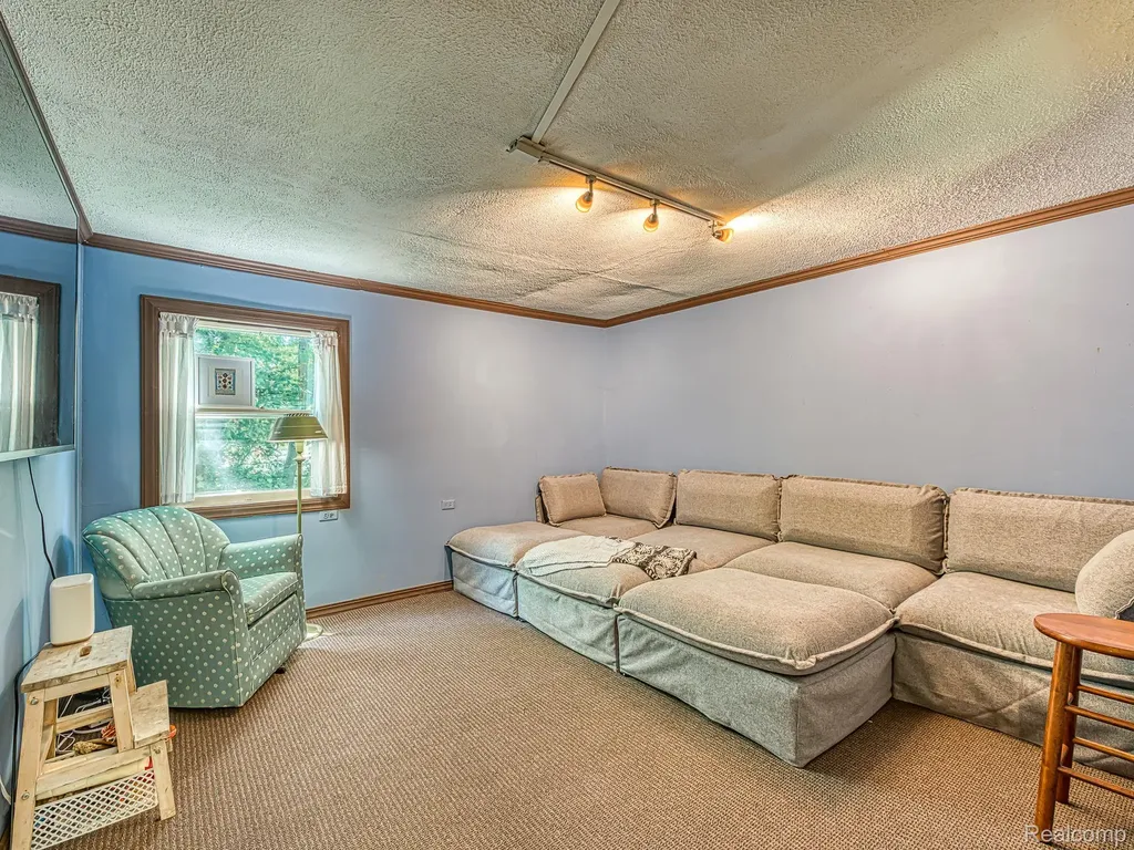 306 E Cross Street Ypsilanti City MI 48198