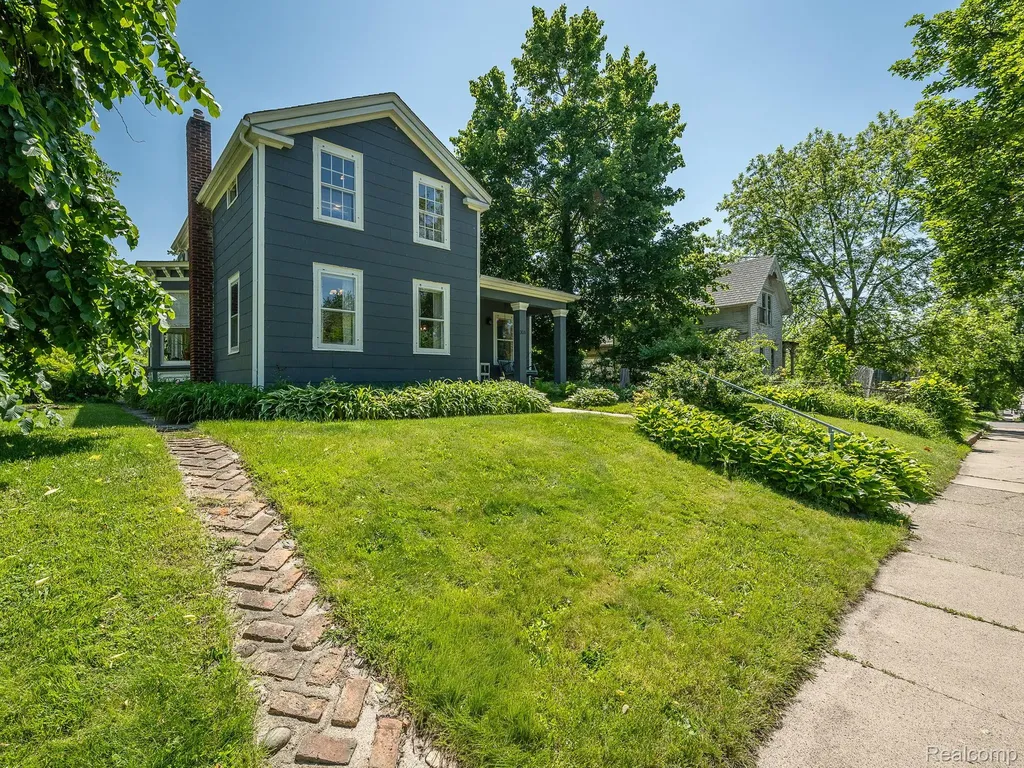306 E Cross Street Ypsilanti City MI 48198