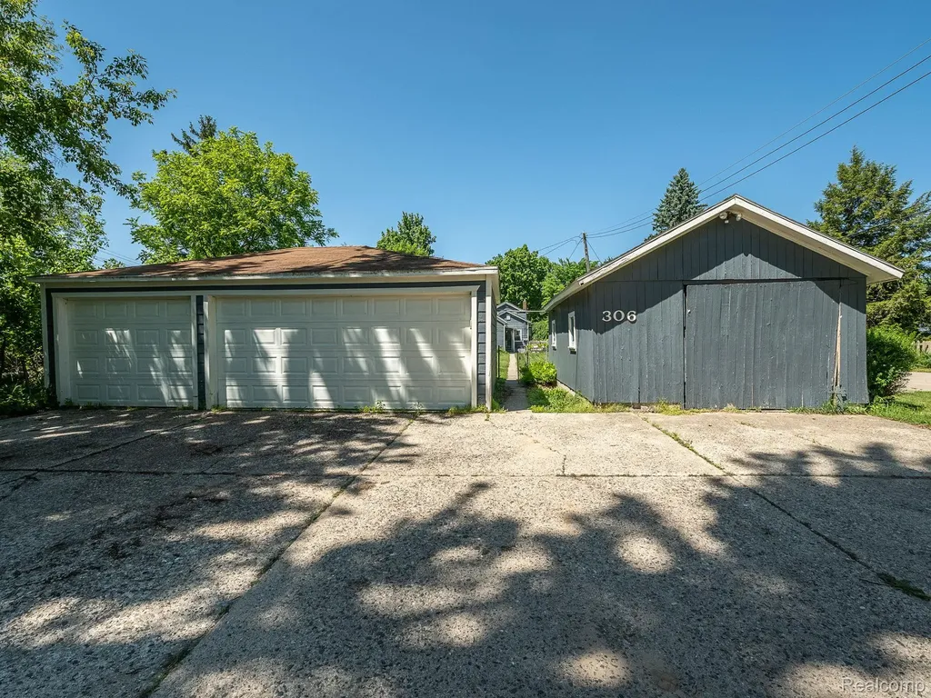 306 E Cross Street Ypsilanti City MI 48198