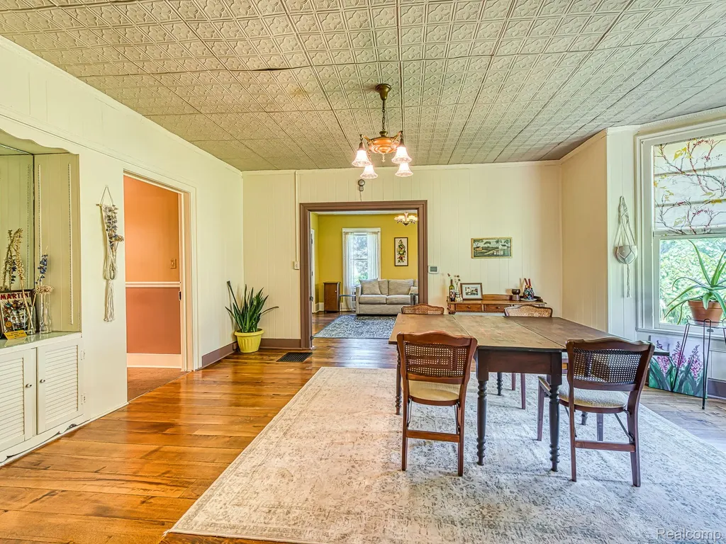 306 E Cross Street Ypsilanti City MI 48198