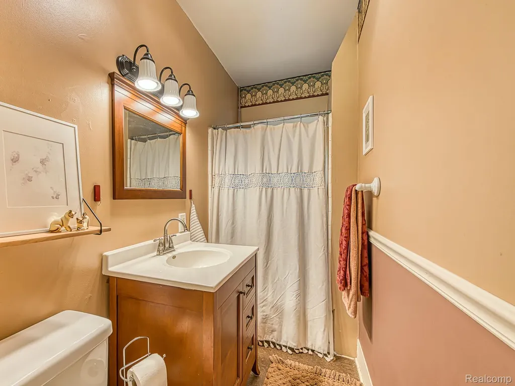306 E Cross Street Ypsilanti City MI 48198