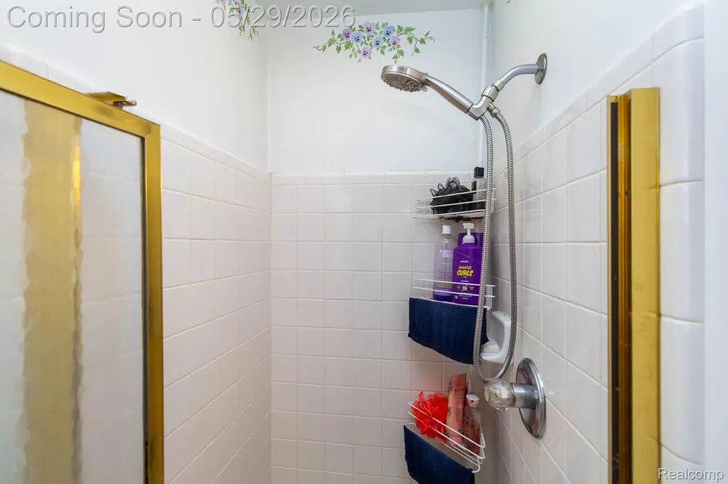 24227 Brentwood Drive Brownstown Charter Township MI 48183