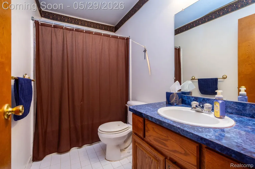 24227 Brentwood Drive Brownstown Charter Township MI 48183