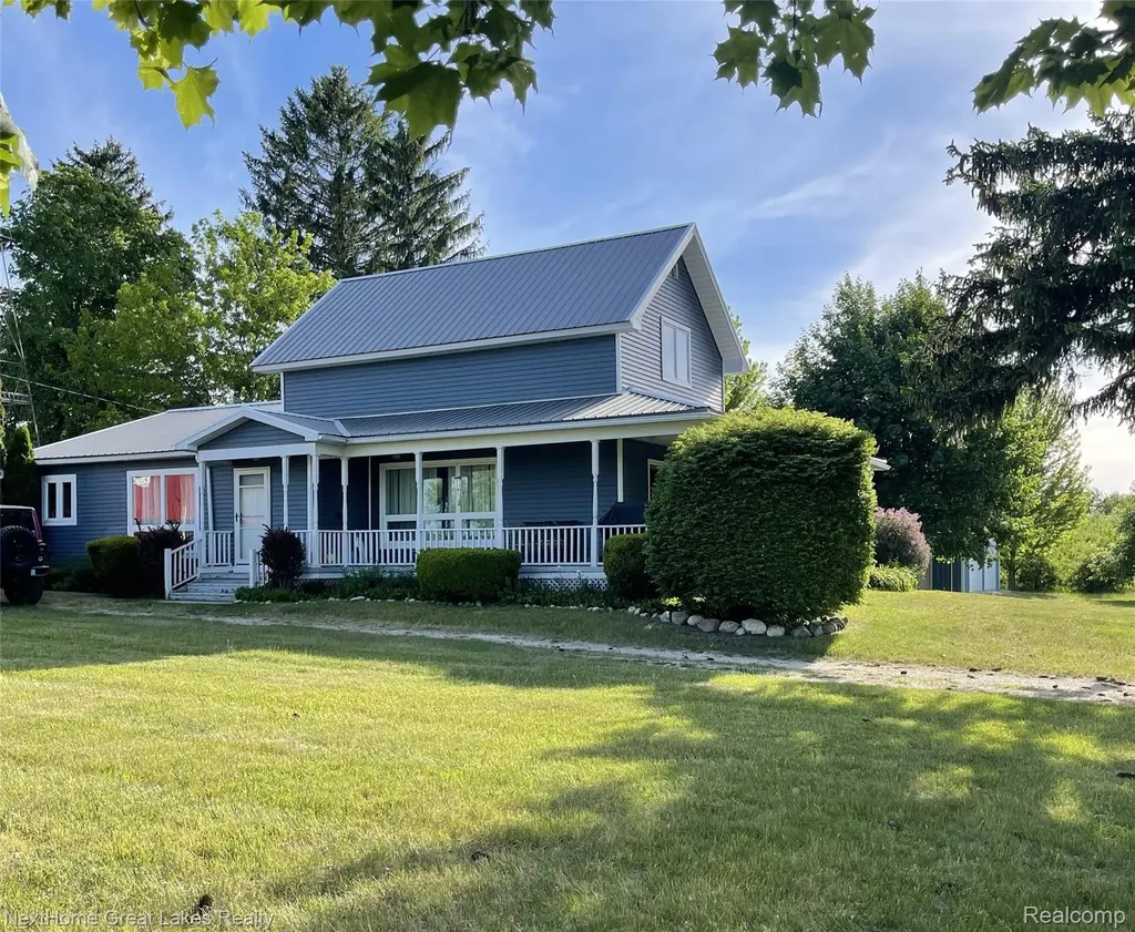 3631 W Chauvez Road Riverton Township MI 49431