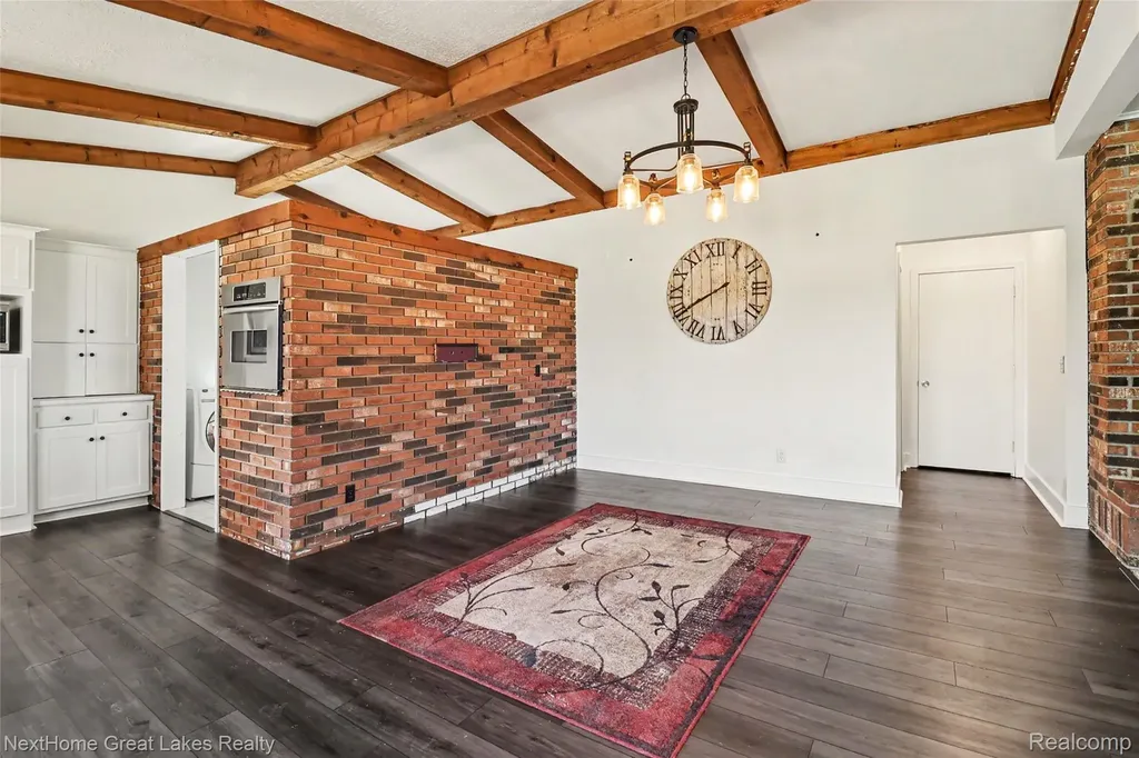 3631 W Chauvez Road Riverton Township MI 49431