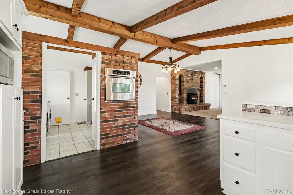 3631 W Chauvez Road Riverton Township MI 49431