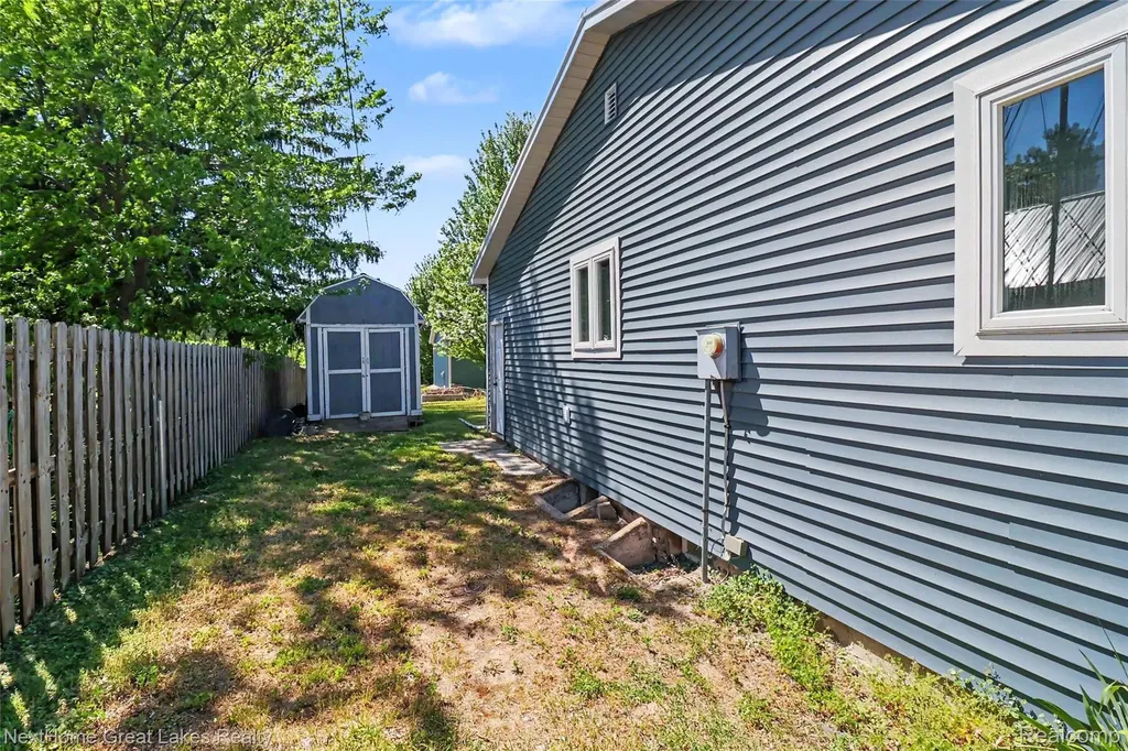 3631 W Chauvez Road Riverton Township MI 49431