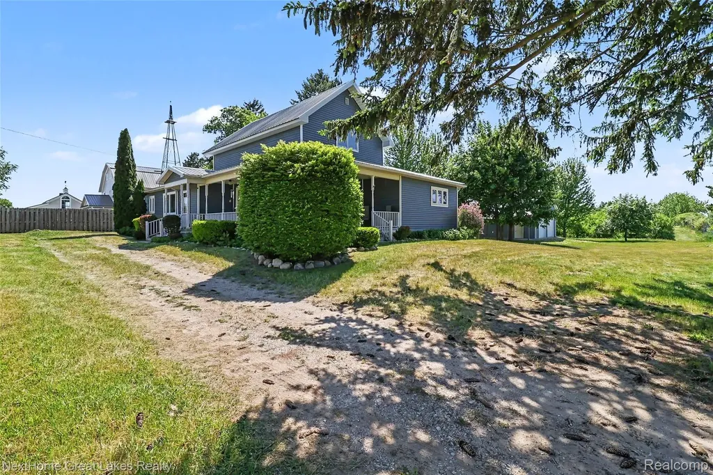 3631 W Chauvez Road Riverton Township MI 49431