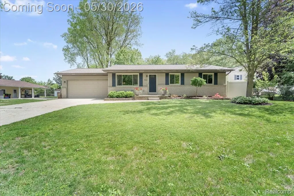 422 Robert Court Auburn Hills City MI 48326