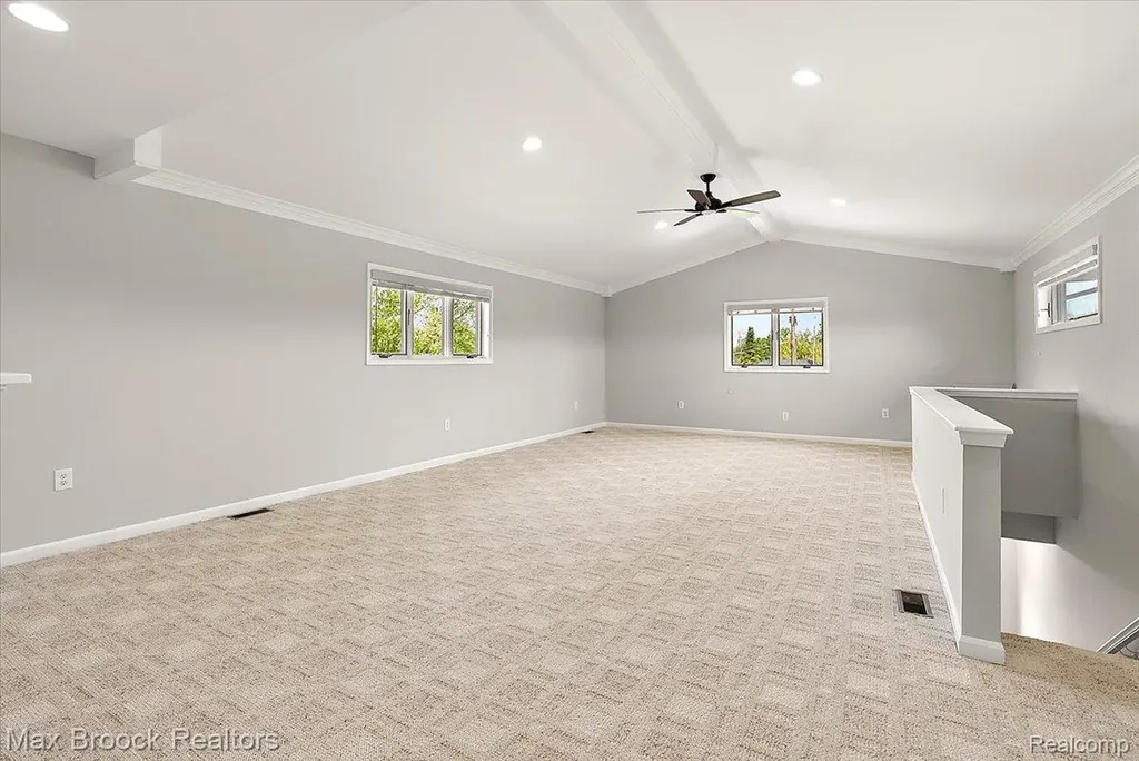 1317 Castlewood Drive White Lake Charter Township MI 48386