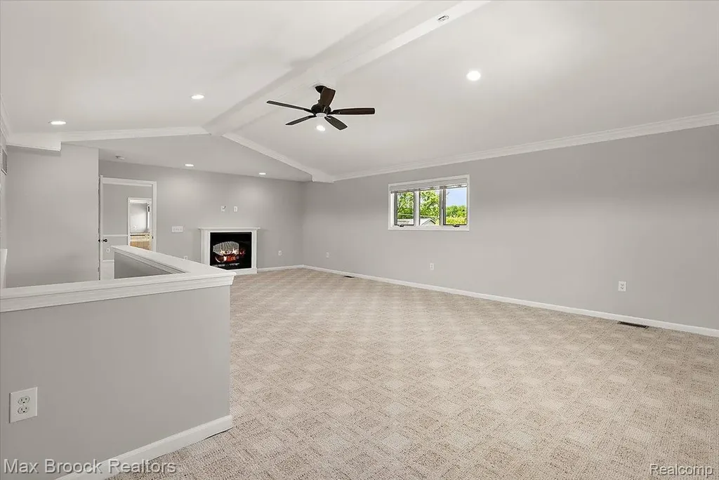 1317 Castlewood Drive White Lake Charter Township MI 48386