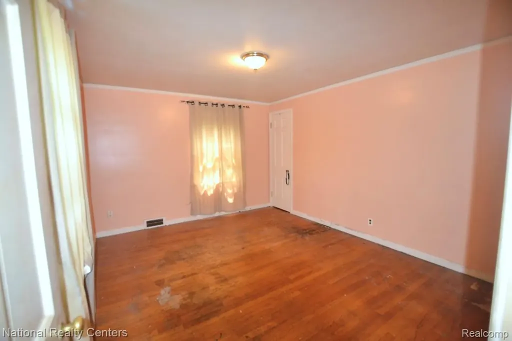14812 Artesian Street Detroit City MI 48223