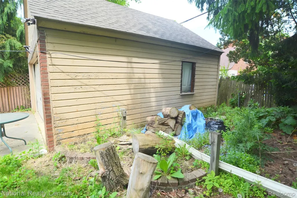 14812 Artesian Street Detroit City MI 48223