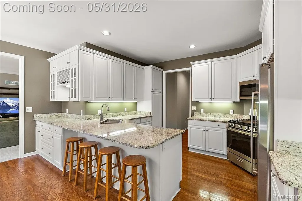 8533 Glen View Drive Hartland Township MI 48843