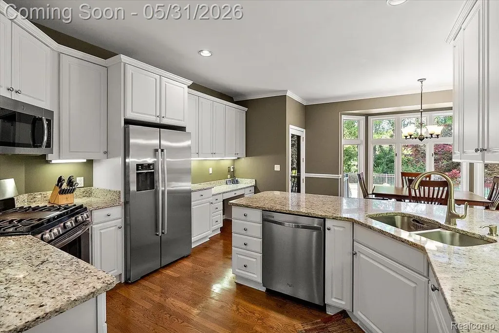 8533 Glen View Drive Hartland Township MI 48843