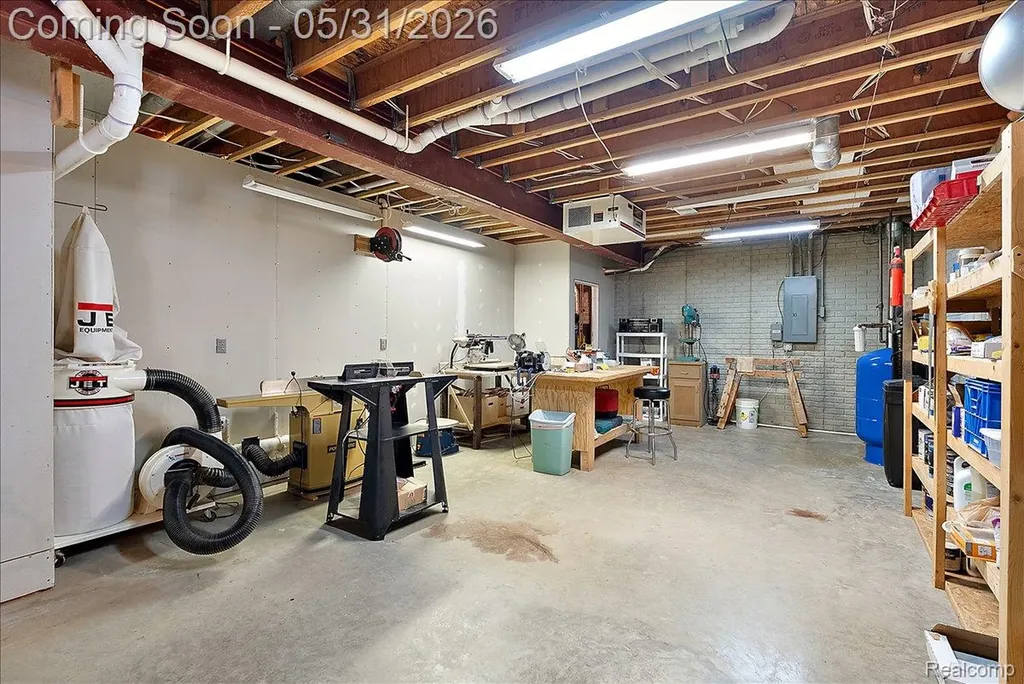 8533 Glen View Drive Hartland Township MI 48843