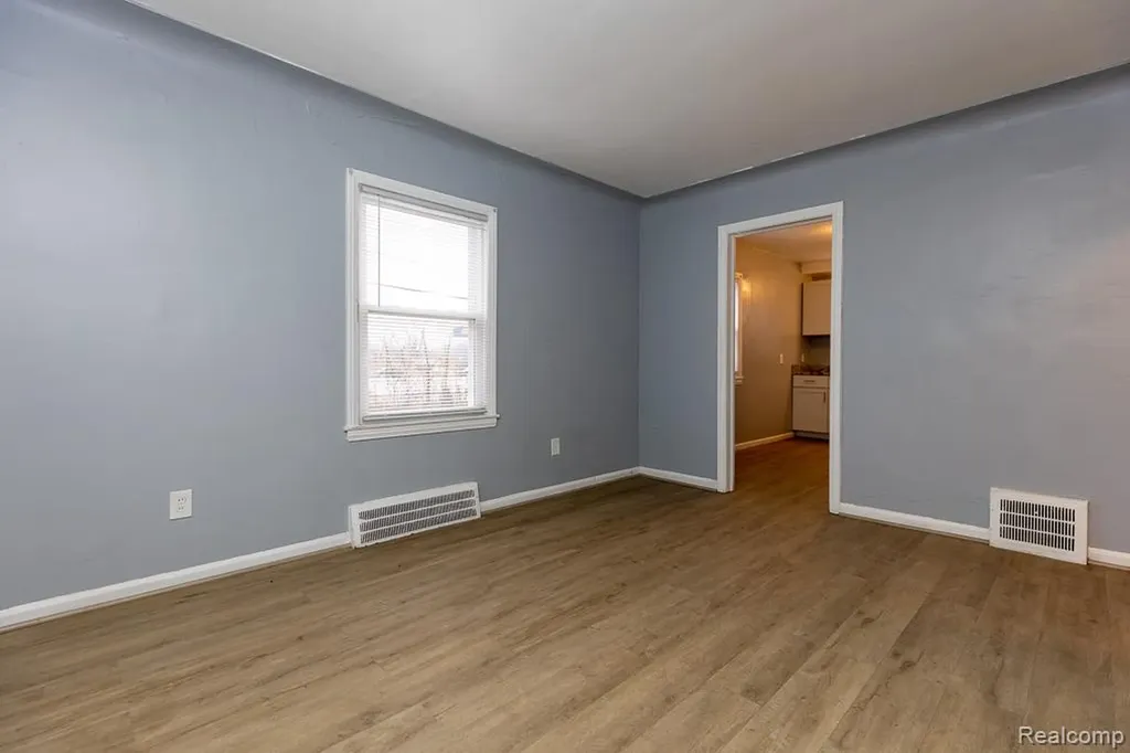 11635 Greenview Avenue Detroit City MI 48228