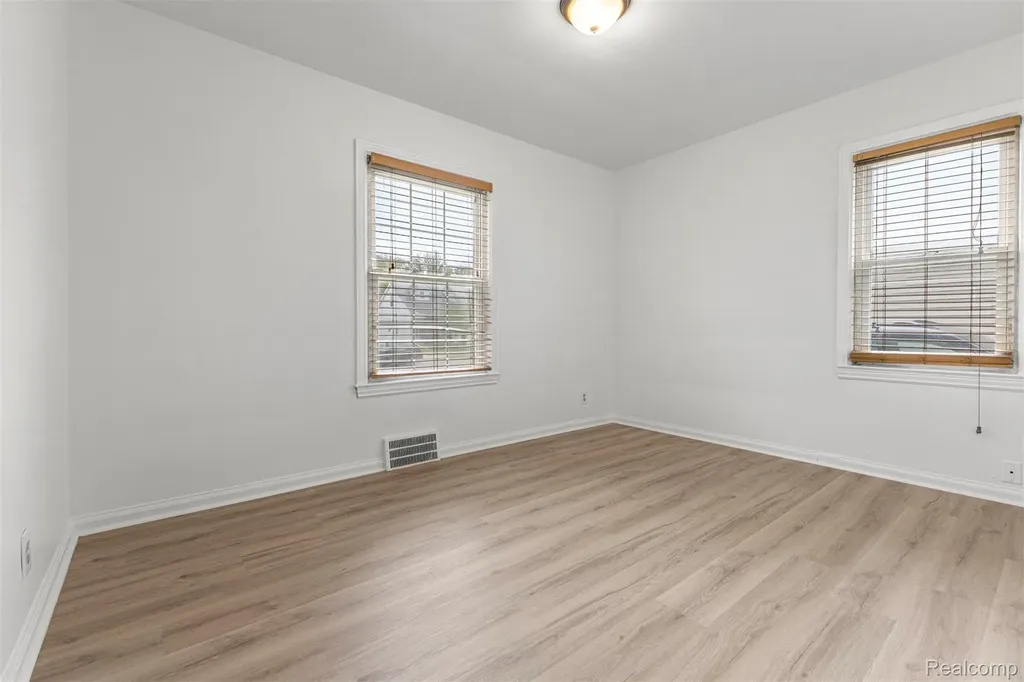 3360 Alice Street Dearborn City MI 48124