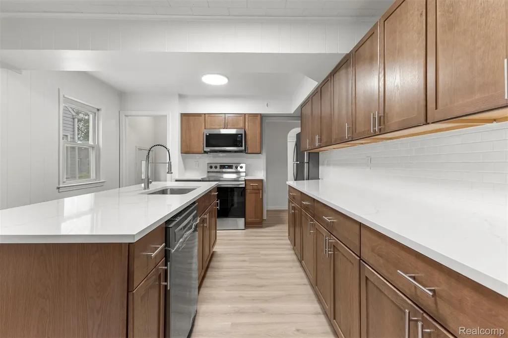 3360 Alice Street Dearborn City MI 48124