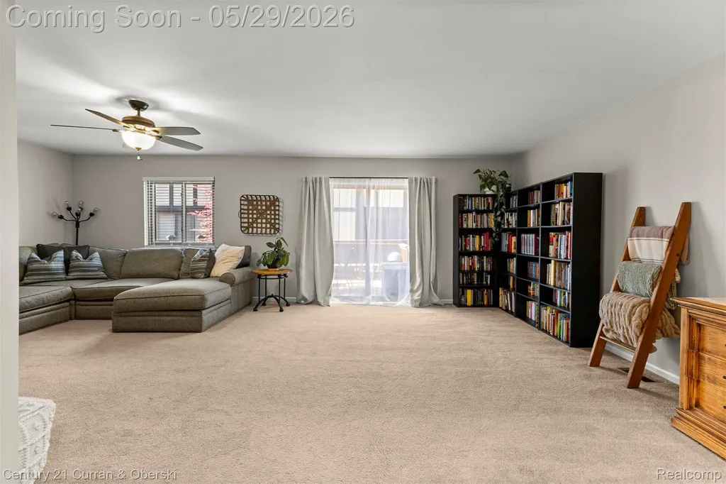 19 Parkplace N Allen Park City MI 48101