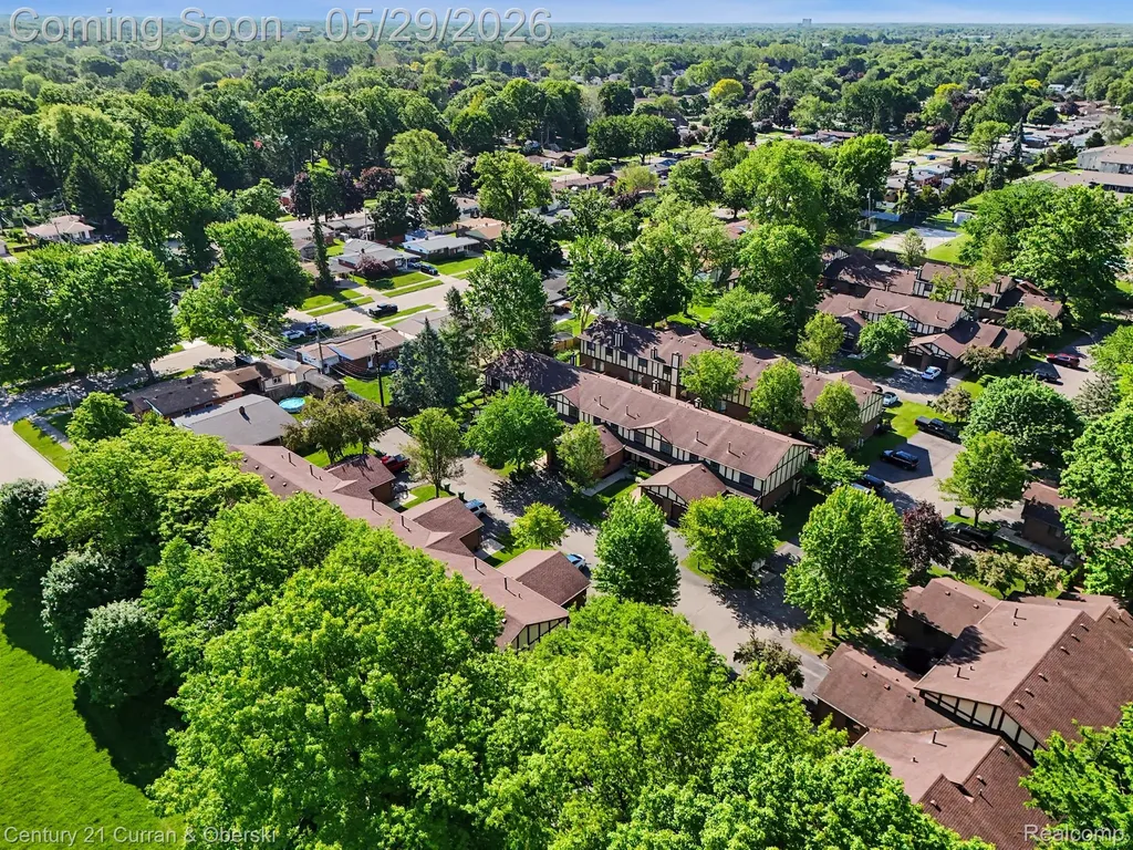 19 Parkplace N Allen Park City MI 48101
