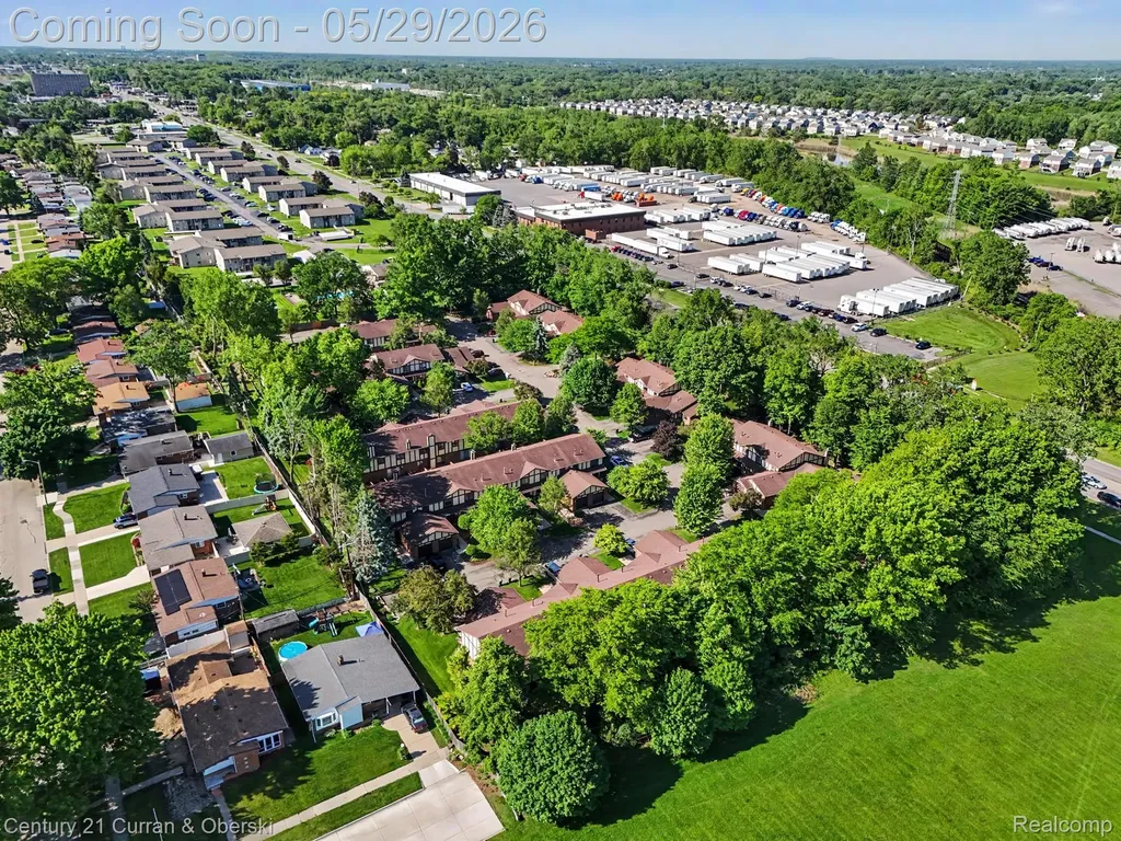 19 Parkplace N Allen Park City MI 48101