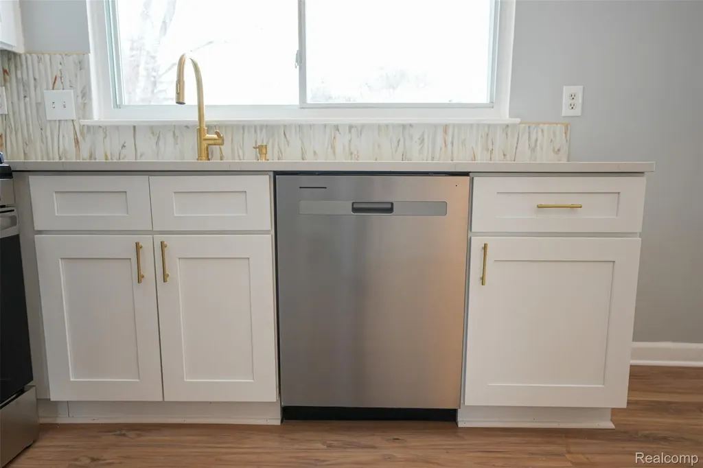 5783 Williamsburg Court Waterford Charter Township MI 48327