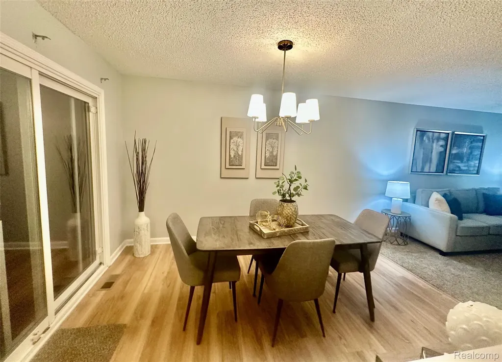 5783 Williamsburg Court Waterford Charter Township MI 48327