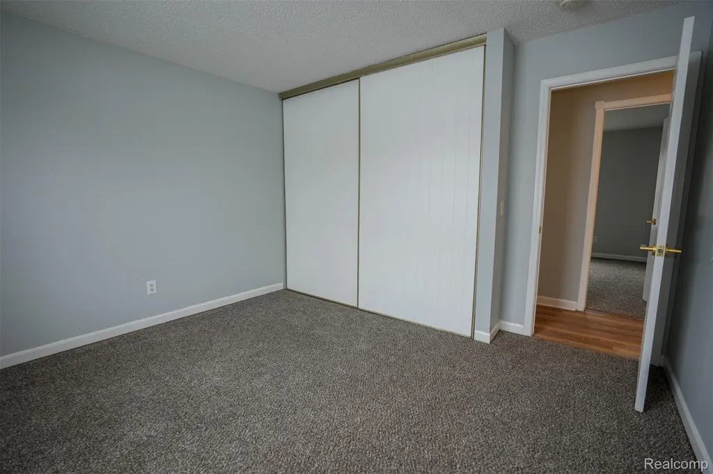 5783 Williamsburg Court Waterford Charter Township MI 48327