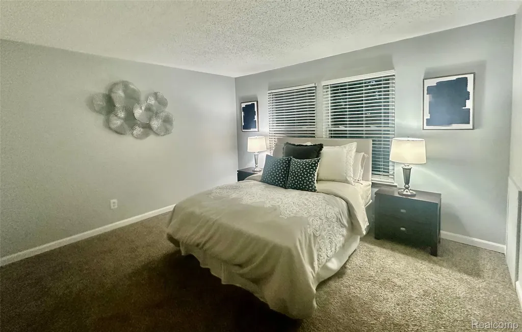 5783 Williamsburg Court Waterford Charter Township MI 48327