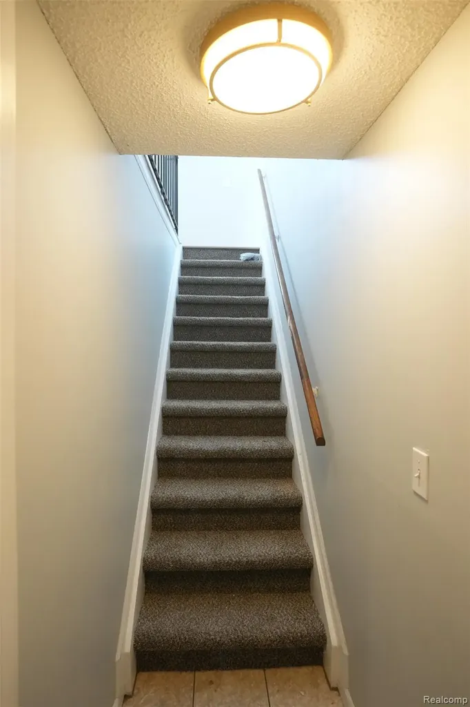 5783 Williamsburg Court Waterford Charter Township MI 48327