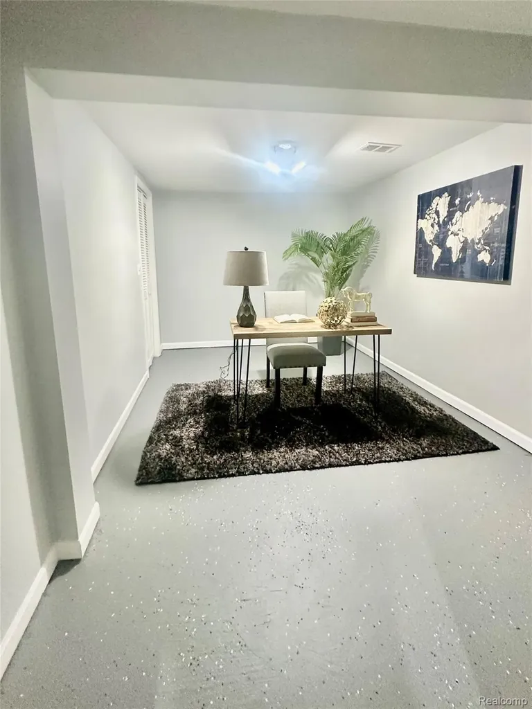 5783 Williamsburg Court Waterford Charter Township MI 48327