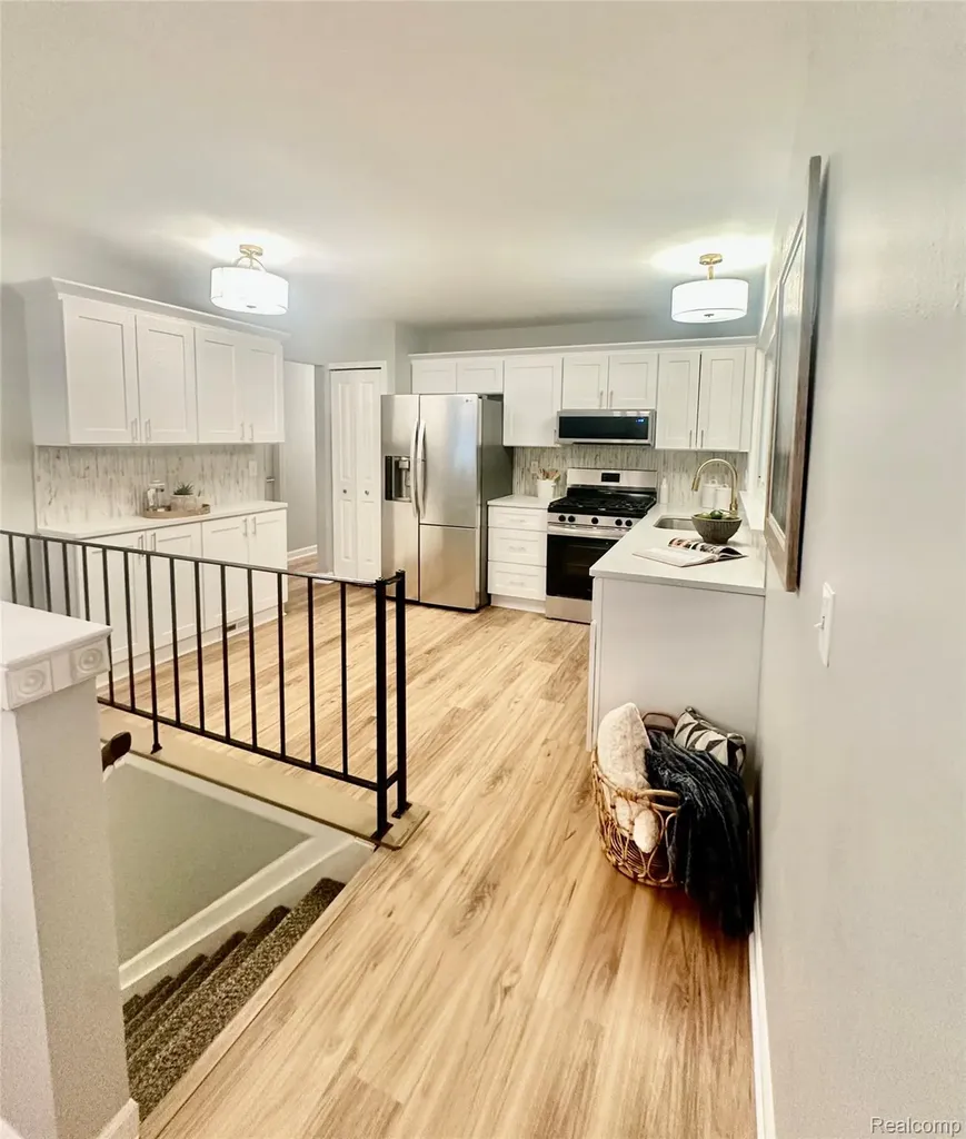 5783 Williamsburg Court Waterford Charter Township MI 48327