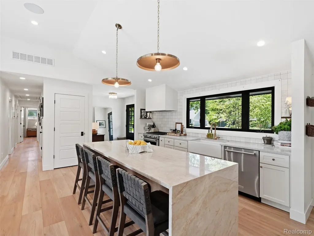 2950 Middlebury Lane Bloomfield Hills City MI 48301