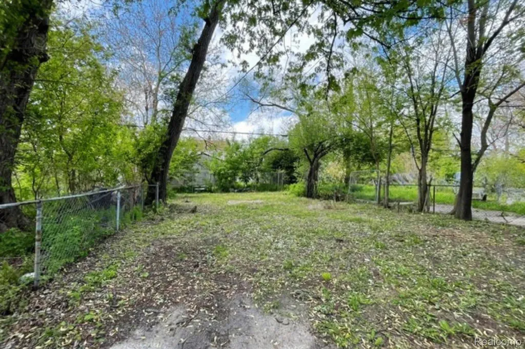 16153 Littlefield Street Detroit City MI 48235
