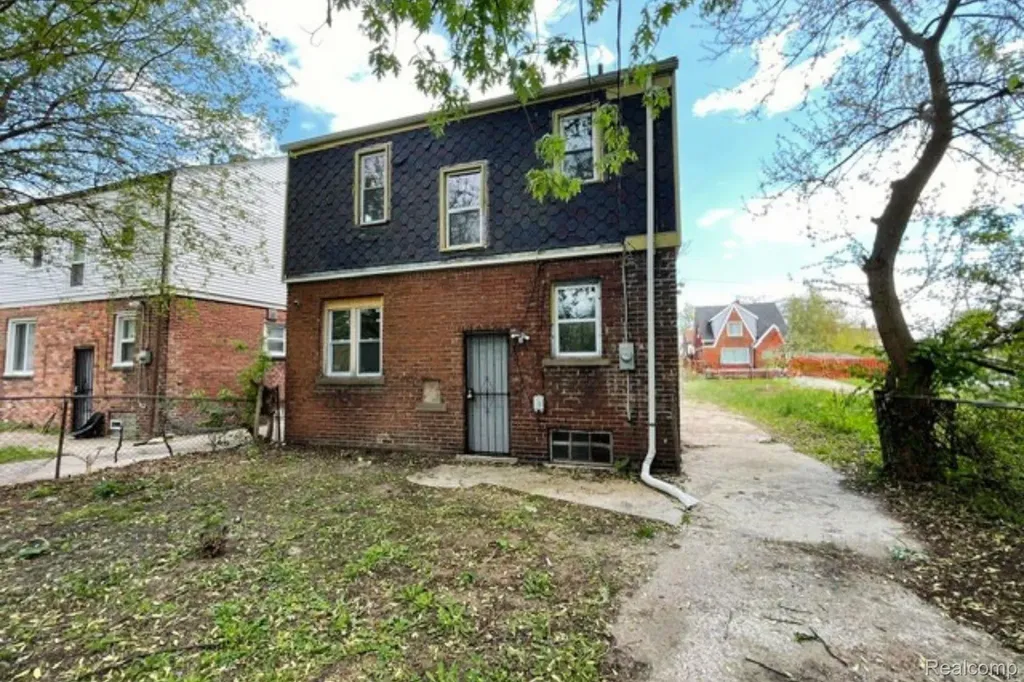 16153 Littlefield Street Detroit City MI 48235