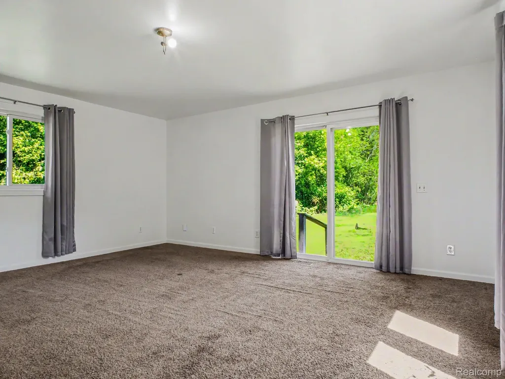 5272 W Frances Road Vienna Charter Township MI 48420
